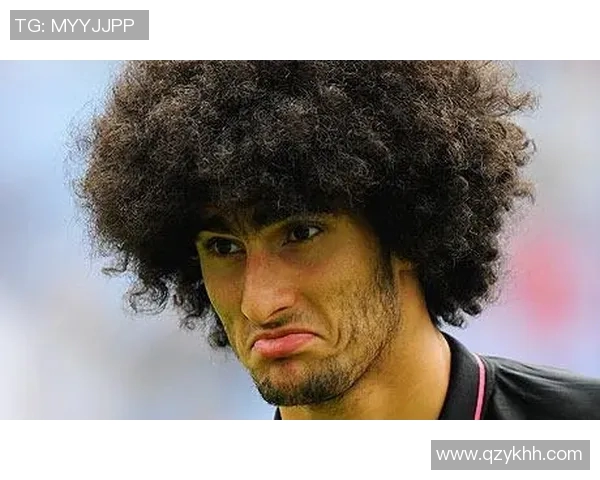 头发如爆炸般蓬松的足球明星们展现独特魅力与风格