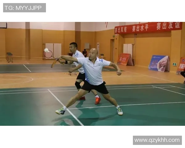 深圳羽毛球队展现灵活战术与团队协作的精彩表现分析